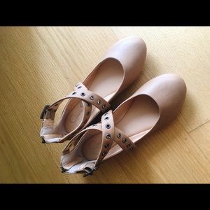 Jessica Simpson Nude Ballet Flat, Size 7